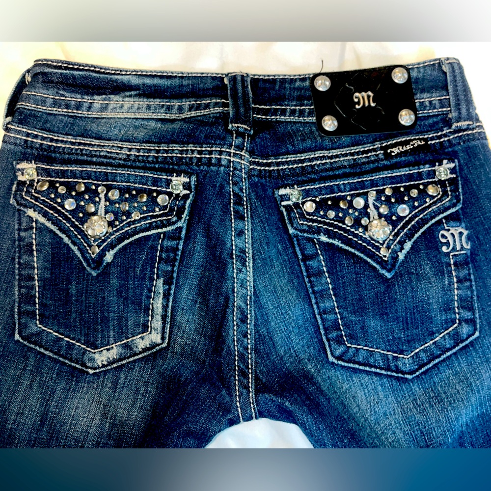 MiSs Me jeans signature straight, size 28. Worn and washed once.